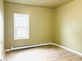 579 Bay St - Photo 9