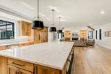 12 Roosevelt Pl - Photo 10