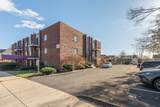 426 Pleasant St - Photo 2