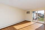 426 Pleasant St - Photo 3
