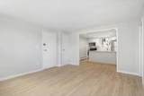 114 W. Emerson - Photo 5
