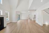 9 Marthas Way - Photo 8