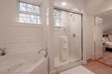 82 Center - Photo 28