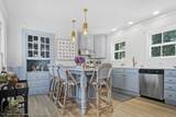 82 Center - Photo 5
