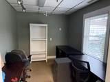 210 Turnpike Rd - Photo 6