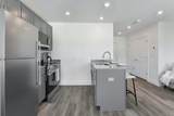 585 Essex St - Photo 4