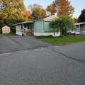 22 Thayer Dr - Photo 2