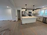 39 Lincoln Street - Photo 2