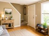270 Sunderland Rd - Photo 3