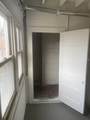 9 Moen - Photo 16