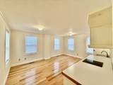 19 Common St - Photo 3