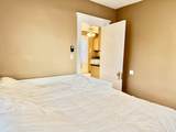 37 Hilton - Photo 4