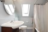 716 East 7th Street - Photo 10