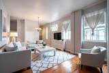 16 Balmoral - Photo 2