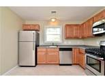 39 Athens St - Photo 5
