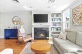 77 Green St - Photo 3