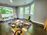 391 Hyde Park Ave - Photo 11