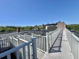 1060 Beacon - Photo 15