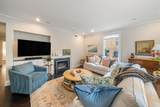 619 Franklin - Photo 2