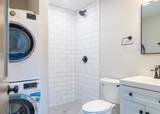 626 E 6th - Photo 10