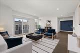 410 W Broadway - Photo 2