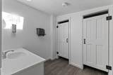 31 E Brookfield Rd - Photo 18