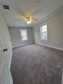 944 Warren Ave - Photo 12