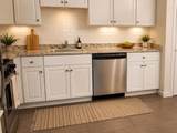 80 Walnut St - Photo 2