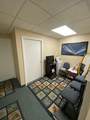 556 Cambridge - Photo 2