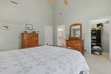 305 Salem St - Photo 21