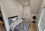 9 Everett - Photo 1