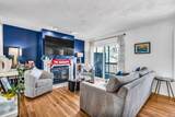 555 Main St - Photo 8