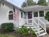 54 Everett - Photo 2
