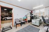 634 Winthrop St - Photo 15