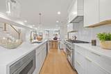 667 Tremont - Photo 8