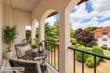 685 Oak St - Photo 1