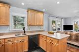 56 Hewlett Street - Photo 7
