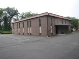 100 Main St - Photo 2