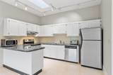 54 Forest St - Photo 3