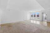 26 Beacon Street - Photo 3