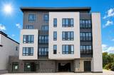 287 Maverick Street - Photo 10