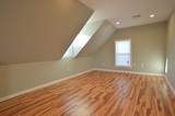 32 Roundy - Photo 5