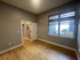 60 Cross St E - Photo 15