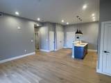 60 Cross St E - Photo 6