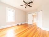 48 Oak Square Ave - Photo 18
