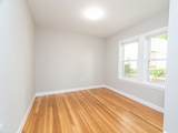 48 Oak Square Ave - Photo 21
