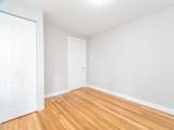 48 Oak Square Ave - Photo 22