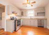 48 Oak Square Ave - Photo 7