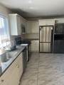 121 Clarence - Photo 2