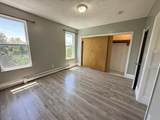 26 Alpine St - Photo 2